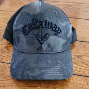 Callaway Green Camouflage Hat Sleek Sporty Design